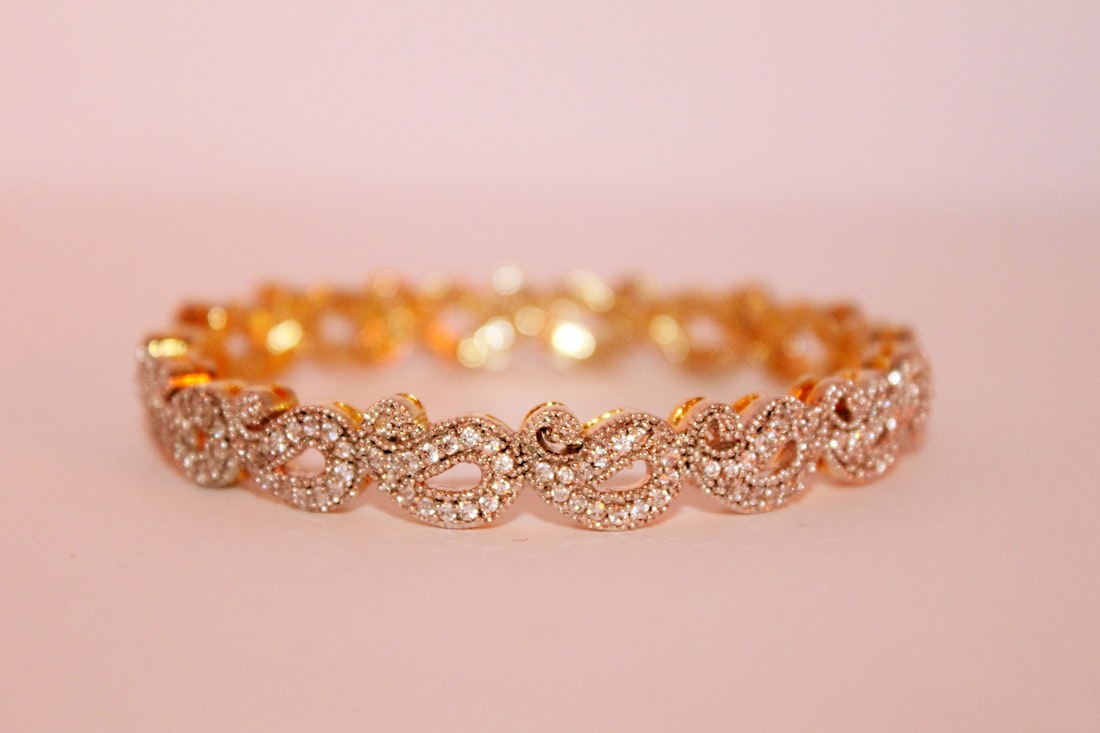 Diamond drop earrings — Trinity Gold & Diamonds, Thrissur